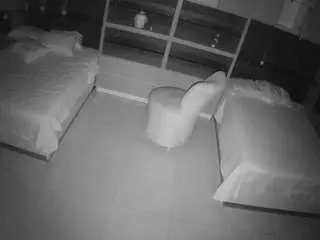 Camsoda Nude Webcam of voyeurcam-casa-salsa-versus-room