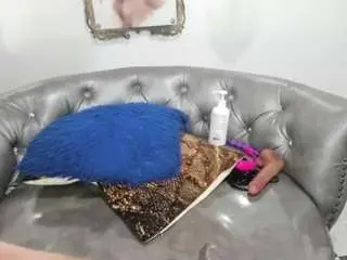 Camsoda Sex Chat of esmeralda-milf