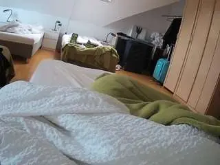 Camsoda Free Live Porn of voyeurcam-julmodels-bed-1