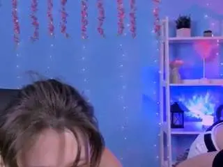 Camsoda Nude Webcam of eira-mouse