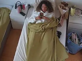 Camsoda Free Live Porn of voyeurcam-julmodels-bed-7