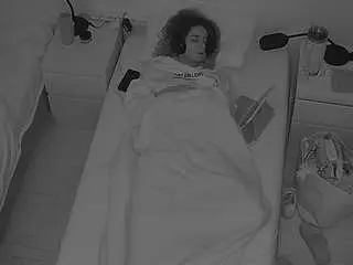 Camsoda Live Porn of voyeurcam-julmodels-bed-7