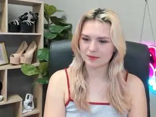 Camsoda Adult Webcam of sweetlilyxo