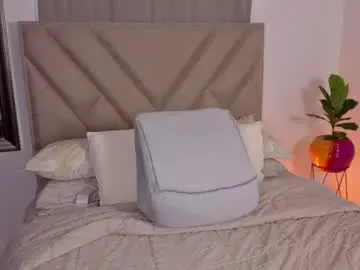 Chaturbate Live Sex of missatenea2