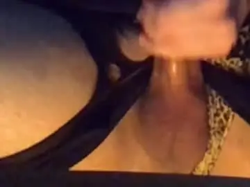 Chaturbate Watch Live Sex Cams of daddypervbuttprincess