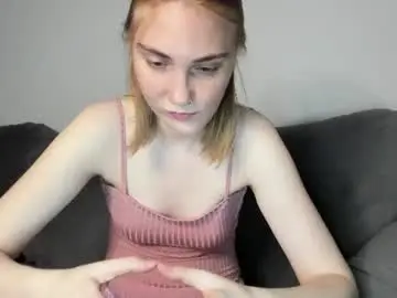 Chaturbate Live Sex Cam of betty_witchy