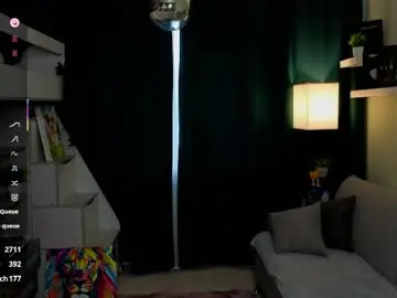 Chaturbate Live Sex Cam of bless_mee
