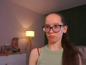 Chaturbate Watch Live Sex Cams of lynettebails