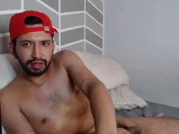 Chaturbate Live Sex of adrian_falcon