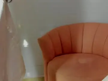 Chaturbate Watch Live Sex Cams of mia_deluxe23