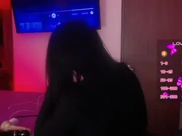 Chaturbate Live Sex Cam of violett_hottie