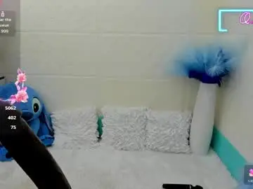 Chaturbate Free Live Porn of denychantall