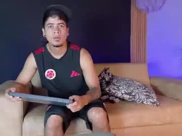 Chaturbate Best live sex cam show of criss_hardcock_