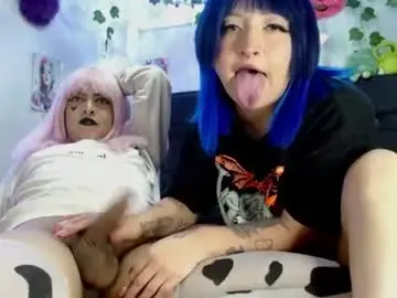 Chaturbate Nude Webcam of the_lesbian_game