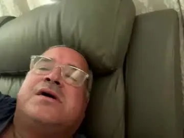 Chaturbate Sex Cam of gilbertrms