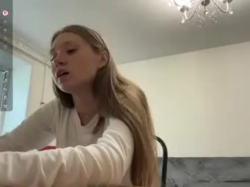 Chaturbate Live Porn of lucindascercy