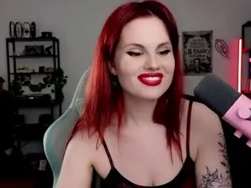 Chaturbate Live Sex of dellacrush_