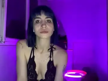 Chaturbate Watch Live Sex Cams of shumahdi