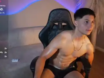 Chaturbate Best live sex cam show of noah_clarkk
