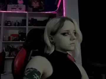 Chaturbate Live Sex Cam of holy_mistresss