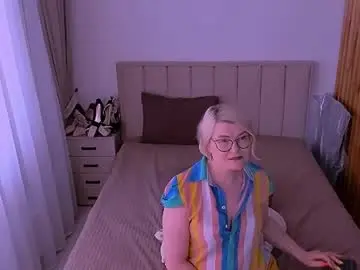 Chaturbate Live Sex Cam of sabrinamacmarren