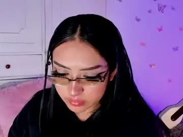 Chaturbate Adult Video Chat of maddyghost