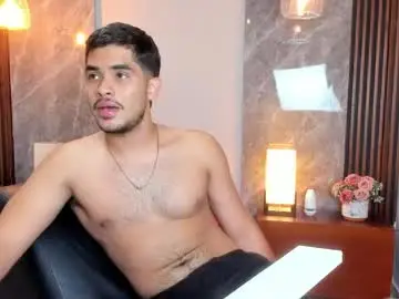 Chaturbate Live Sex Cam of luciano_vitale_
