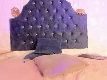 Chaturbate Watch Live Sex Cams of chloe_moon01