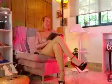 Chaturbate Watch Live Sex Cams of mrs_edha_