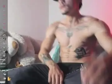Chaturbate Live Sex Cam of ken_tokiio