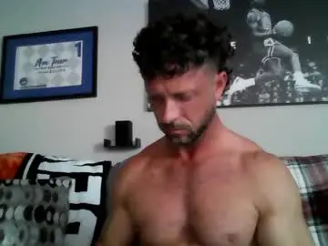 Chaturbate Free Porn Cam of craigcoleslawbull