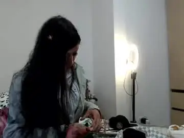 Chaturbate Live Sex Cam of doll_sary
