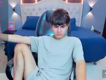 Chaturbate Nude Webcam of tommy18__