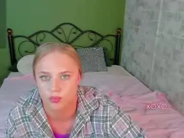 Chaturbate Free Porn Cam of cutefever