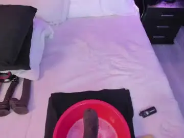 Chaturbate Private Sex Chat of miiaamonroee