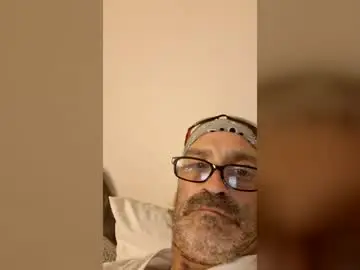 Chaturbate Watch Live Sex Cams of mjosephpelkey