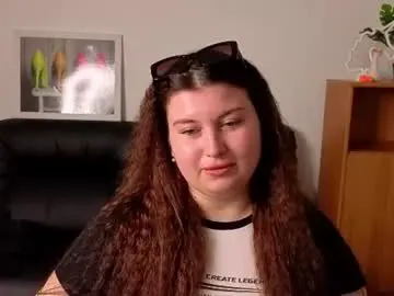 Chaturbate Adult Video Chat of katina_deeplou4