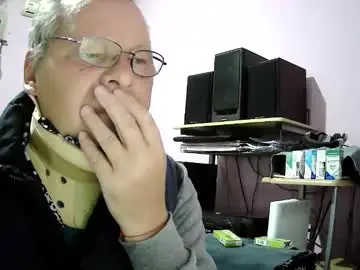 Chaturbate Live Sex Cam of pol22010
