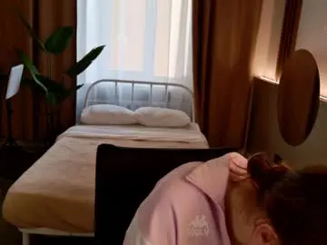 Chaturbate Live Sex Cam of vanilla_echo_