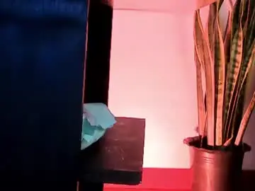 Chaturbate Sex Cam of kenia_thompsom01