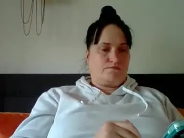 Chaturbate Free Porn Cam of _squirty_pussyyy_