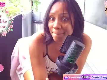 Chaturbate Adult Webcam of yayamuse