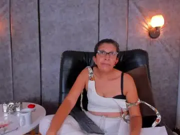 Chaturbate Live Sex Cam of keyla_milf