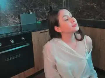 Chaturbate Live Sex of elyra_noir