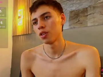 Chaturbate Free Live Porn of kenny_hank