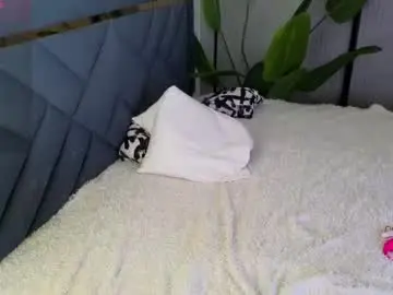 Chaturbate Watch Live Sex Cams of scarlet_ice