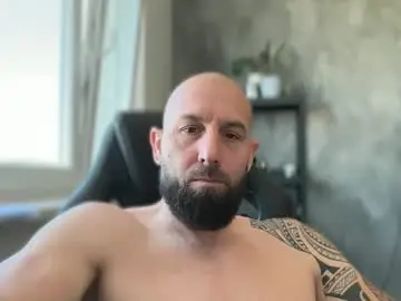 Chaturbate Free Porn Cam of tommyx01