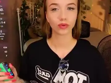 Chaturbate Adult Webcams of toni_ray