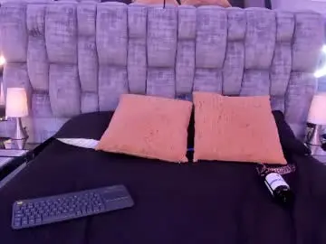 Chaturbate Sex Cam of lucianavlezz