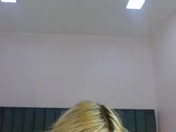 Chaturbate Adult Video Chat of april__bunny